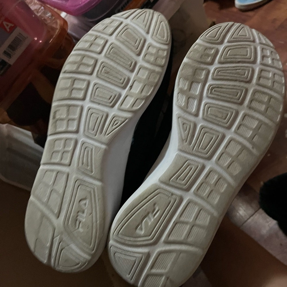 Fila Black Sneakers with Coolmax Technology - Picture 6 of 6